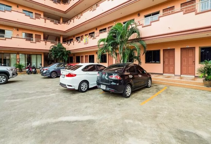 ホテル Oyo 1087 Udom Khomkham Apartment
