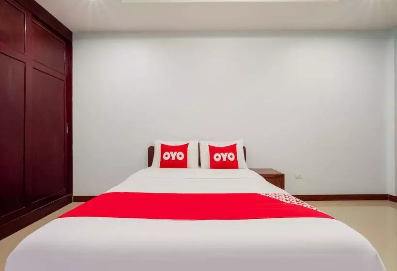 ホテル Oyo 1087 Udom Khomkham Apartment