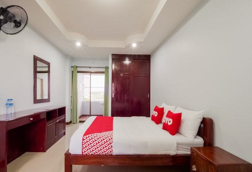 هتل Oyo 1087 Udom Khomkham Apartment