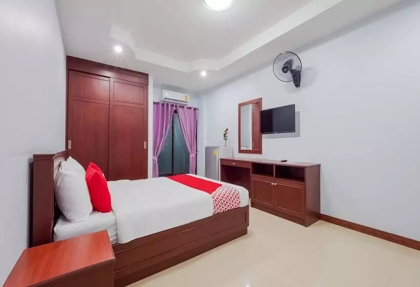 ホテル Oyo 1087 Udom Khomkham Apartment