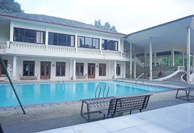 Hotel Oyo 92966 Villa Bukit Awan
