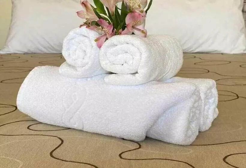 Hotelli Cachoeira Dos Luis Parque E Pousada