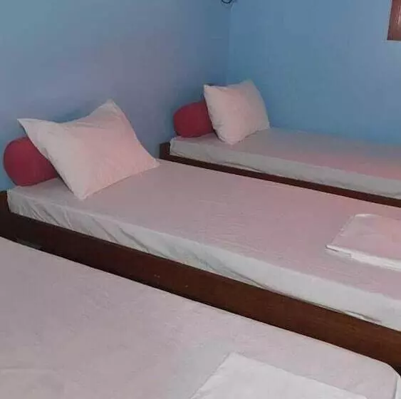 Hotelli Cachoeira Dos Luis Parque E Pousada