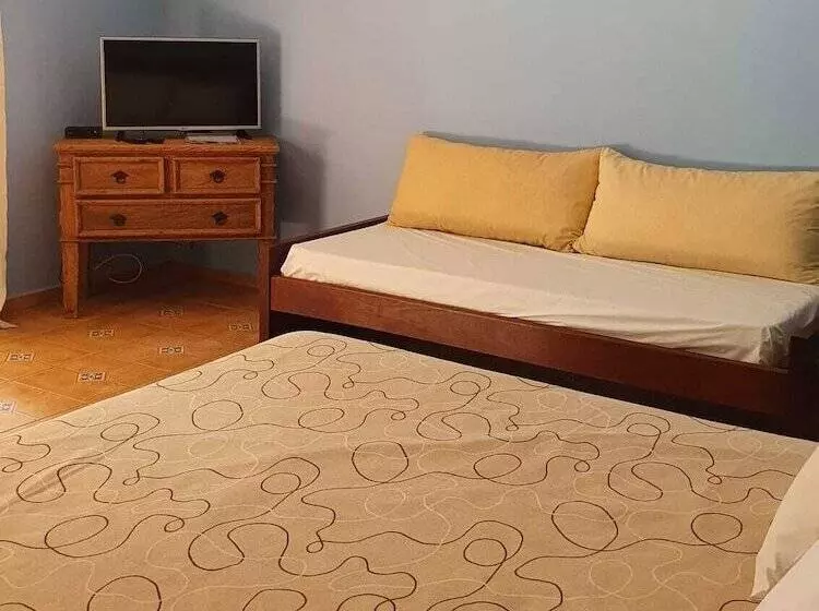 Hotelli Cachoeira Dos Luis Parque E Pousada