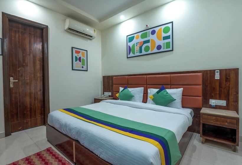 Hotel Treebo Sunny Feast