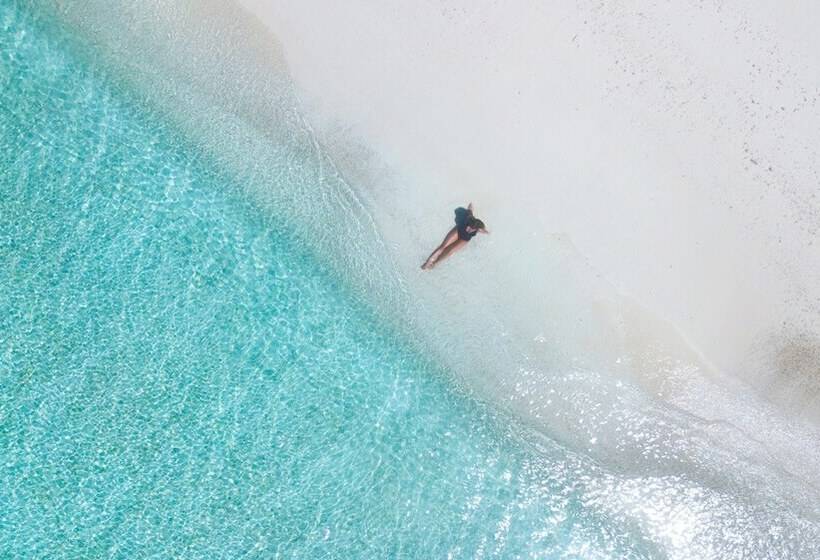 هتل Akasha Beach Maafushi