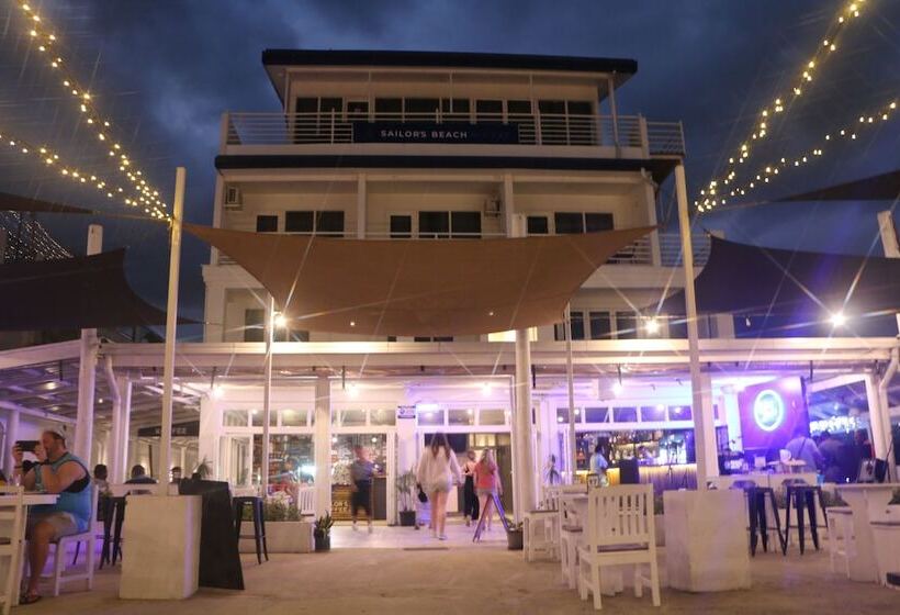 Otel Sailors Beach Fiji