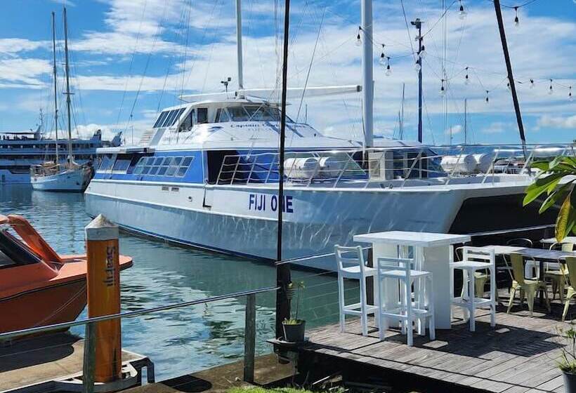 Otel Sailors Beach Fiji