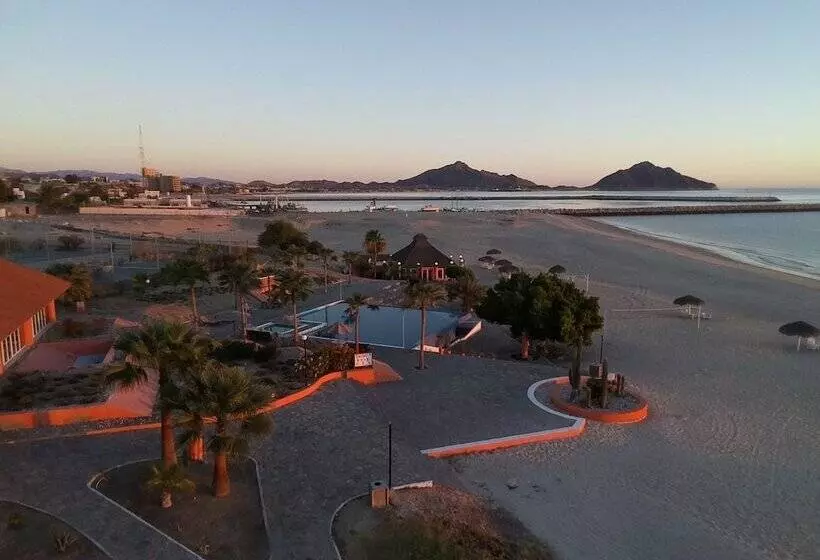 Hotelli San Felipe Marina Condo