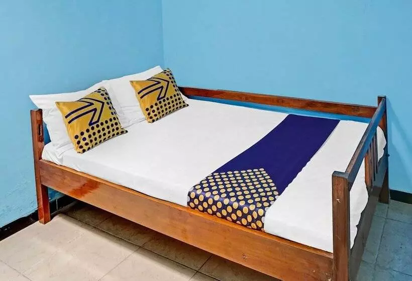 ホテル Sekar Guest House Jember By Oyo