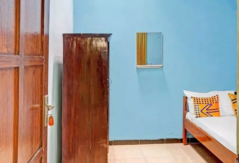 ホテル Sekar Guest House Jember By Oyo
