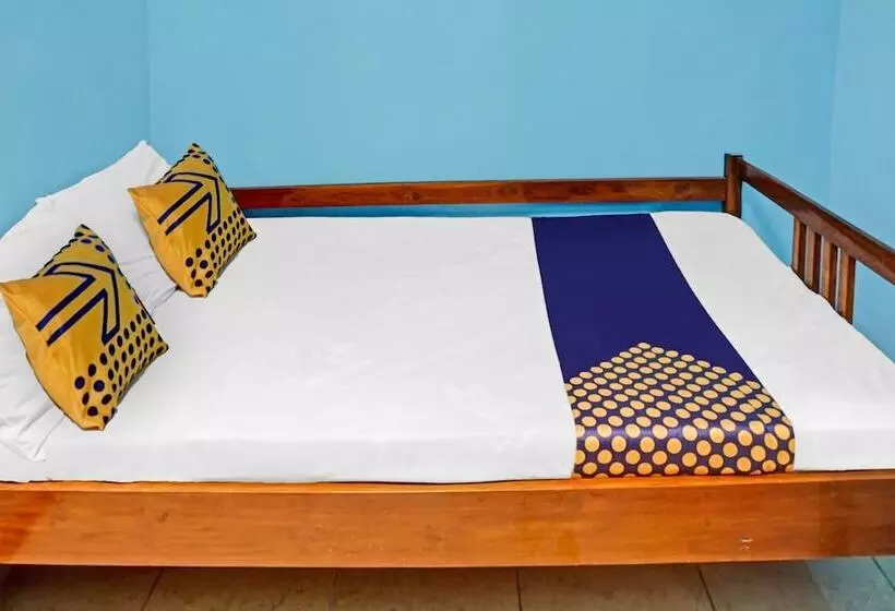 ホテル Sekar Guest House Jember By Oyo