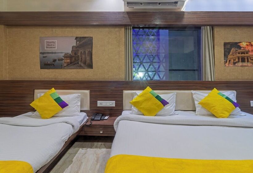 Hotel Treebo Shree Anand Dham, Vrindavan