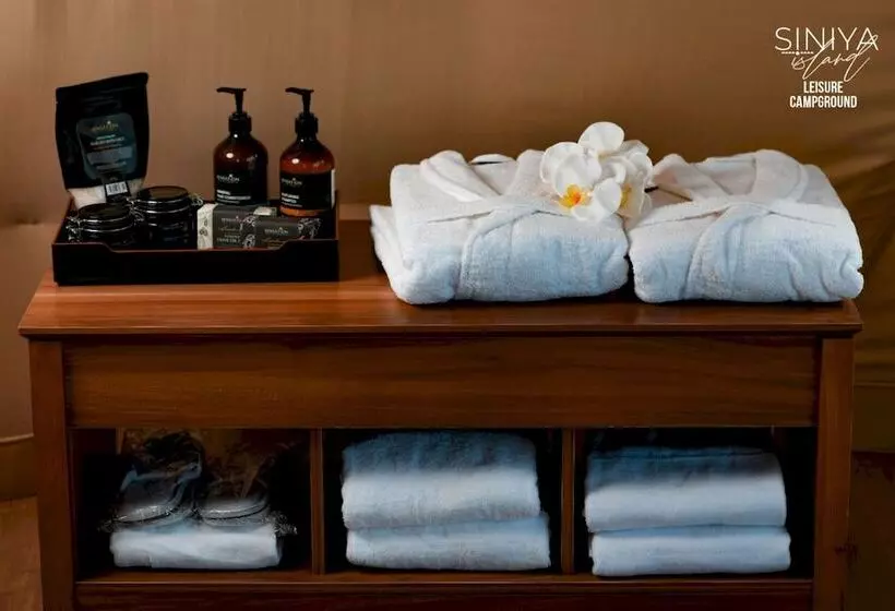 Hotelli Siniya Island Resorts