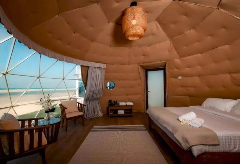 Hotelli Siniya Island Resorts