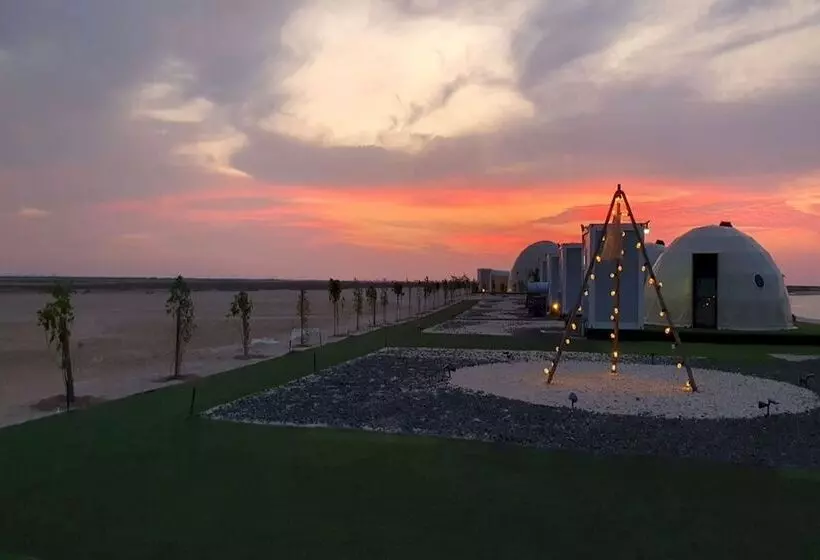 Hotelli Siniya Island Resorts