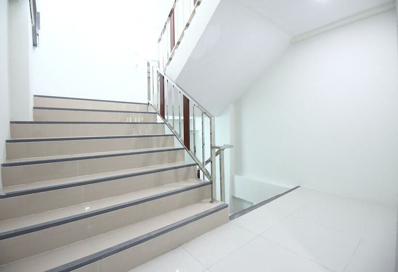 Szálloda Tara Residence By Oyo Rooms