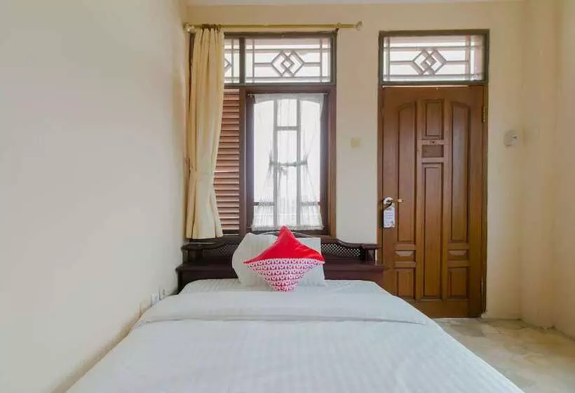 Hotelli Vafa Guesthouse