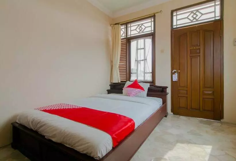 Hotelli Vafa Guesthouse