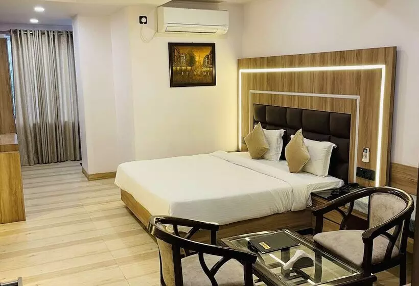 ホテル Vijay Shree