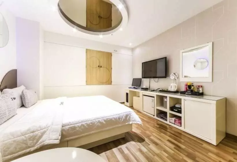 モーテル Changwon Sangnamdong J