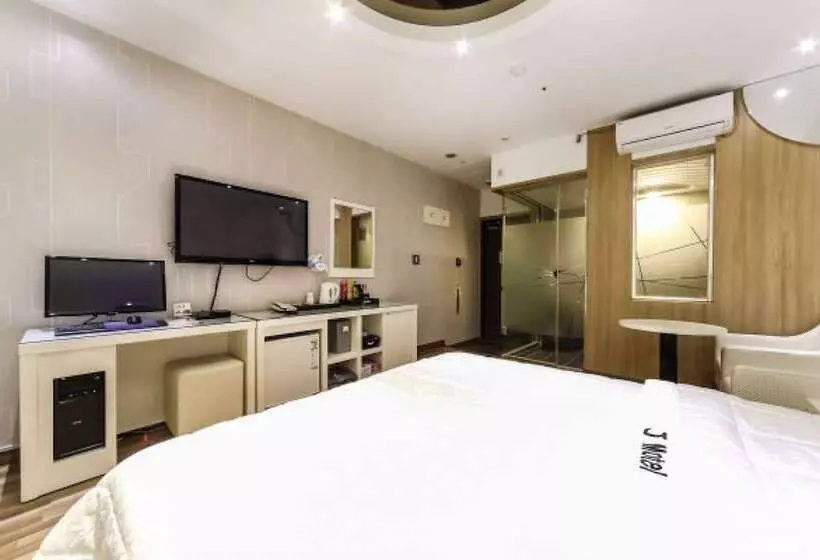モーテル Changwon Sangnamdong J