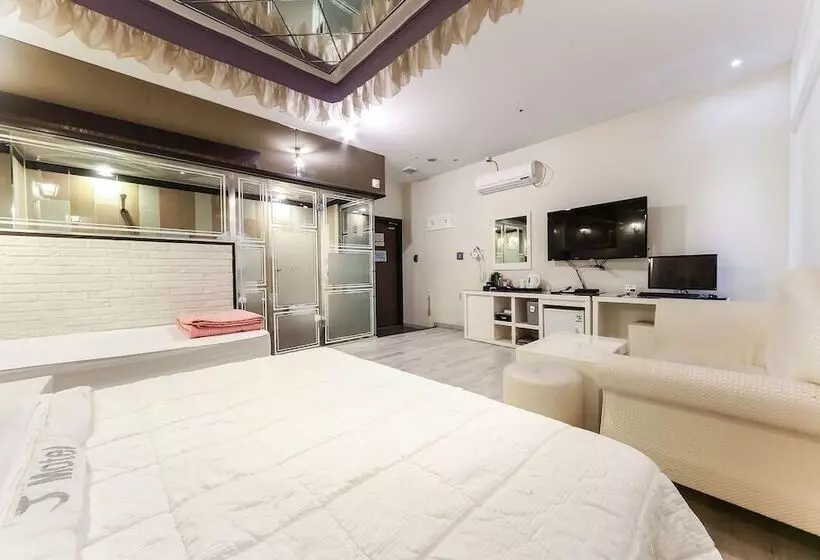 モーテル Changwon Sangnamdong J
