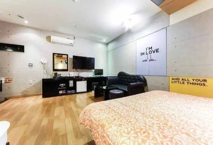 モーテル Changwon Sangnamdong J