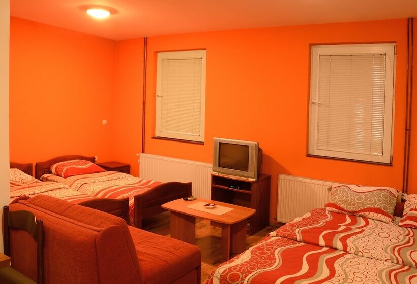 پانسیون Apartments Radovic Kolasin