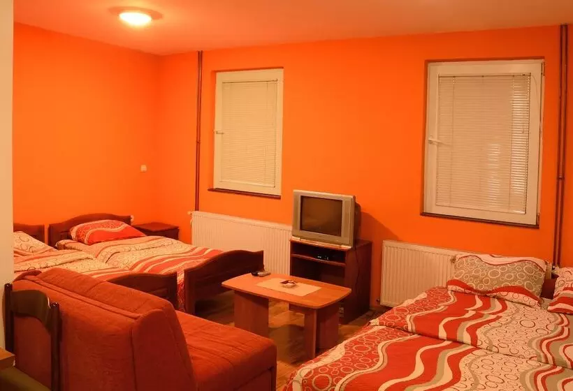 پانسیون Apartments Radovic Kolasin
