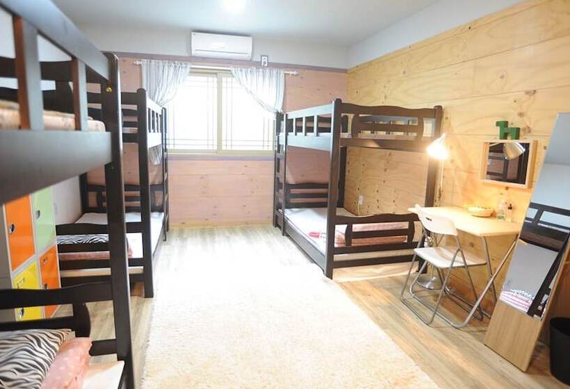 ペンション Jeju Base Camp Guest House