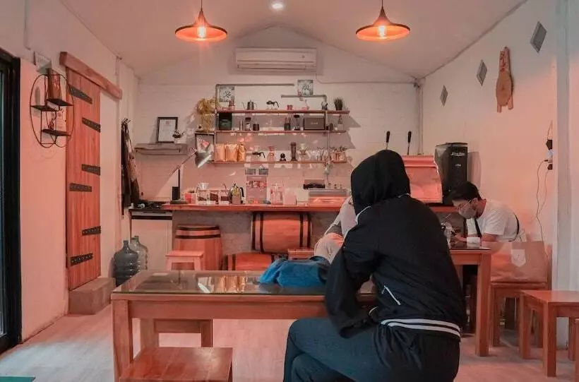 ペンション Ersha