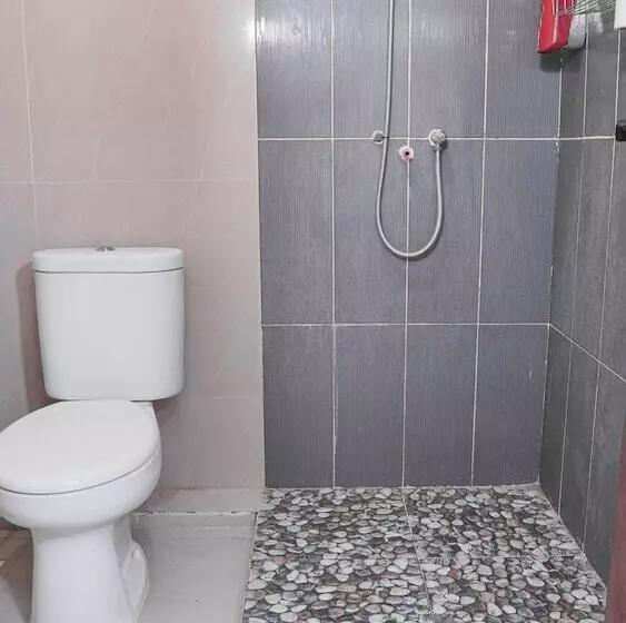 ペンション Ersha