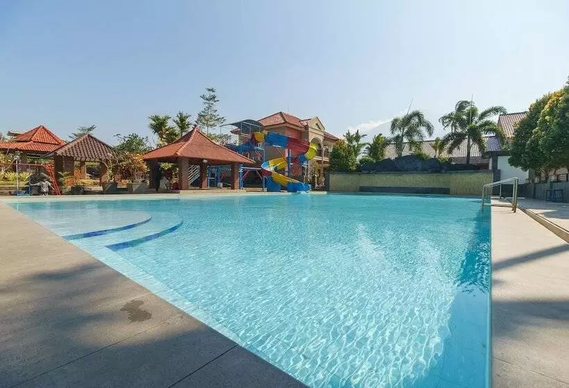 Majatalo Reddoorz Resort Premium @ Sangkan Hurip Kuningan