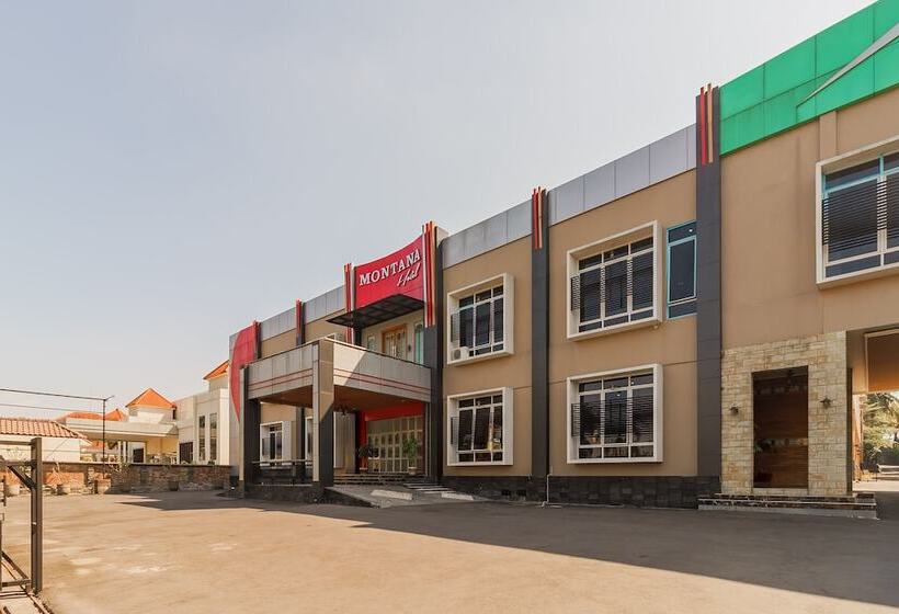 Pansiyon Reddoorz Resort Premium @ Sangkan Hurip Kuningan