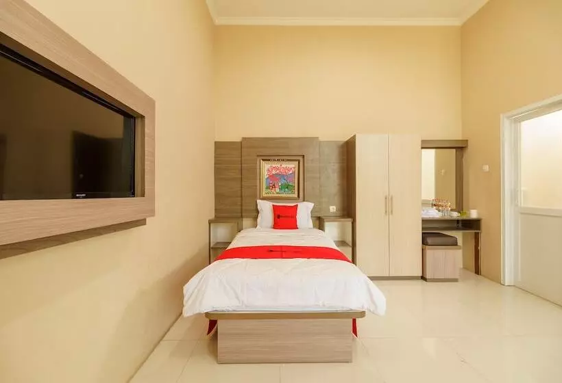 Majatalo Reddoorz Resort Premium @ Sangkan Hurip Kuningan