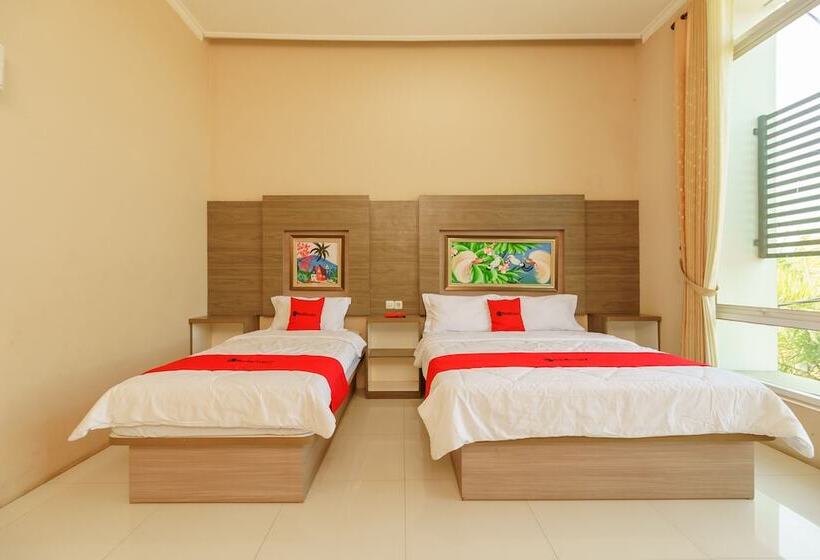 Pansiyon Reddoorz Resort Premium @ Sangkan Hurip Kuningan