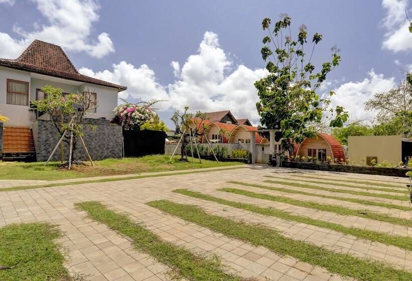 ペンション Puri Sadewa Balangan