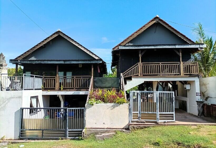 ペンション Puri Sadewa Balangan
