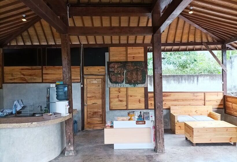 ペンション Puri Sadewa Balangan