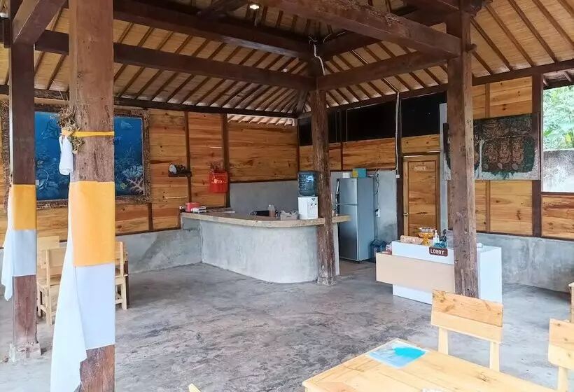 پانسیون Puri Sadewa Balangan