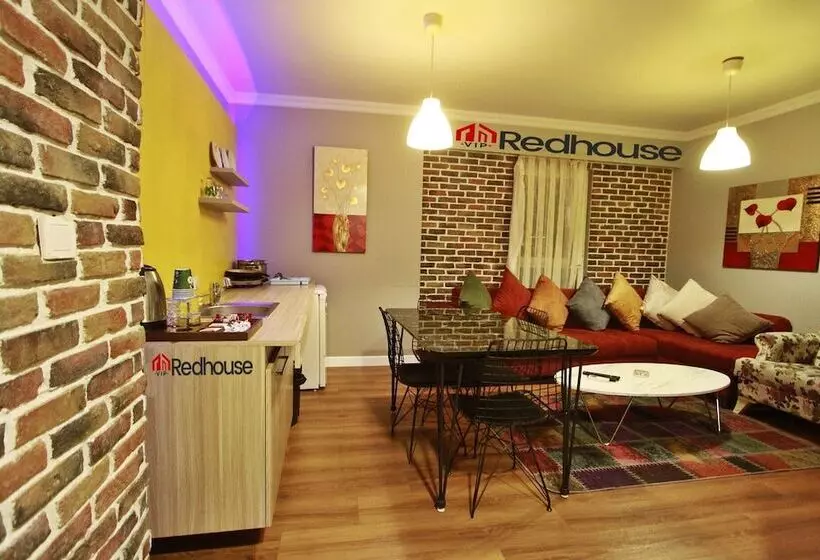 ペンション Red House Vip