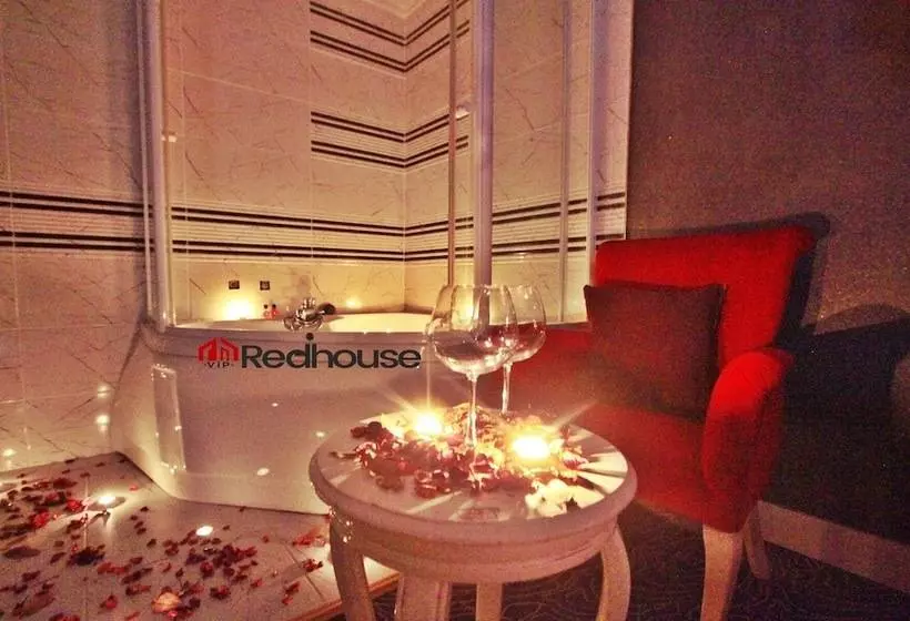 ペンション Red House Vip