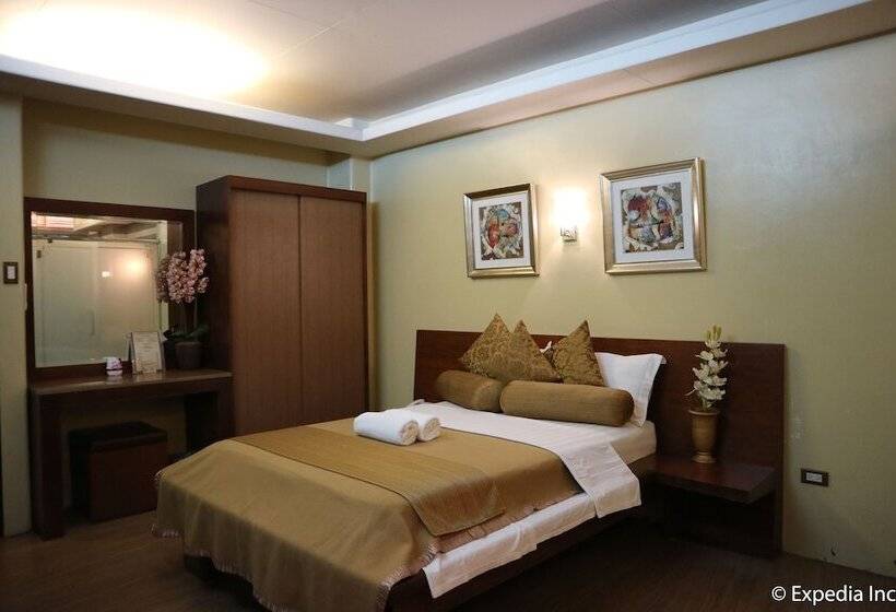 Splash Suites Hotel Laguna