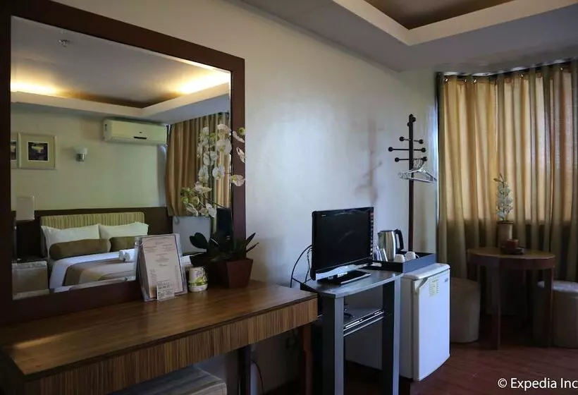 Splash Suites Hotel Laguna