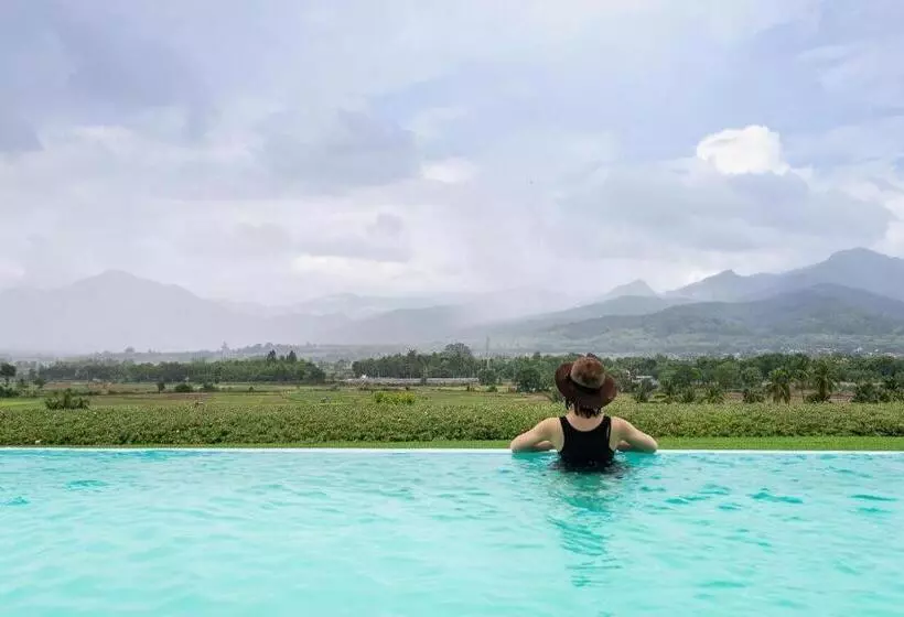 ホテル C View Home