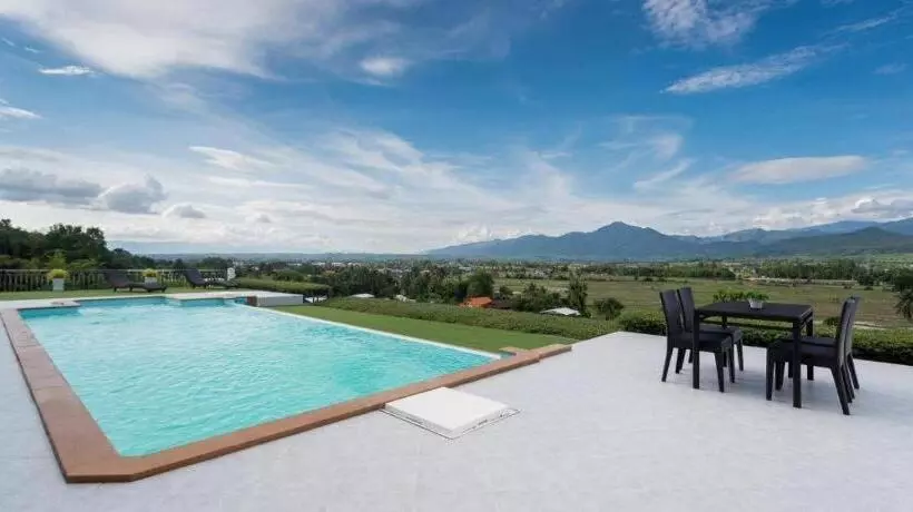 ホテル C View Home