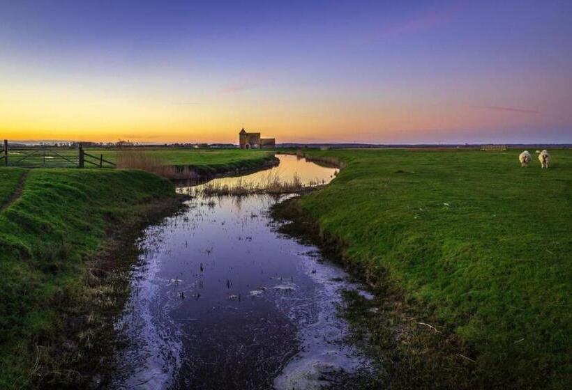 Hotel Puddledock   Luxury Lodge   Romney Marsh, Kent