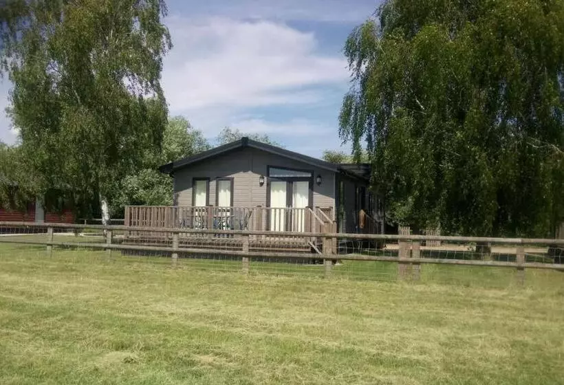 ホテル Puddledock   Luxury Lodge   Romney Marsh, Kent