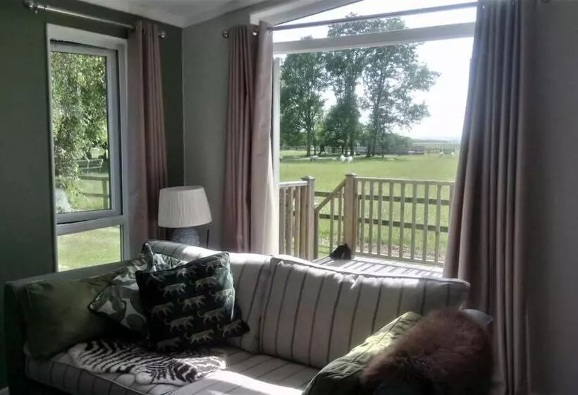 ホテル Puddledock   Luxury Lodge   Romney Marsh, Kent